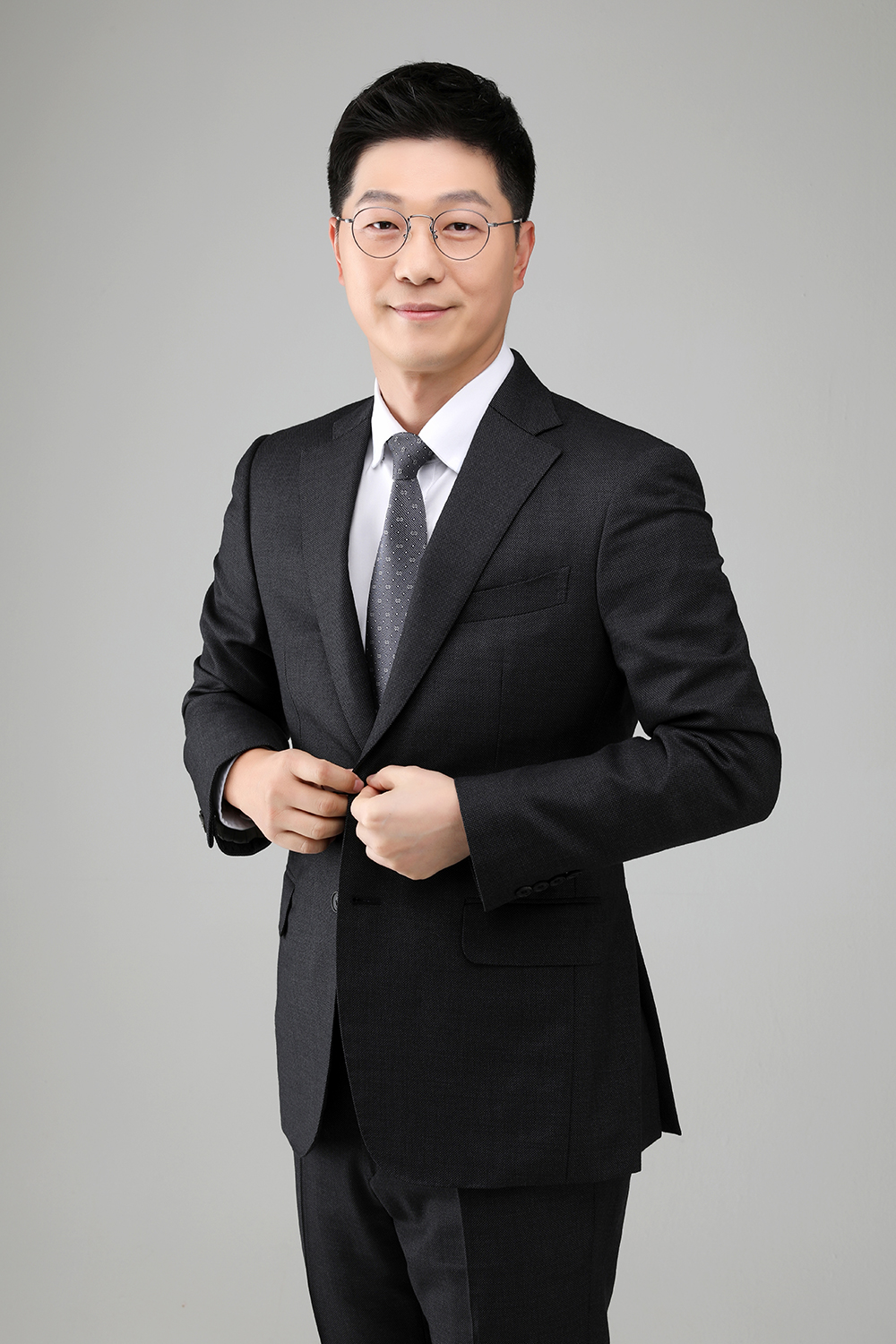 교정과 박사 김석곤 원장